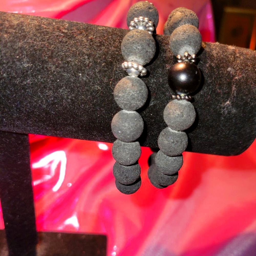 Coal black beadedBracelet